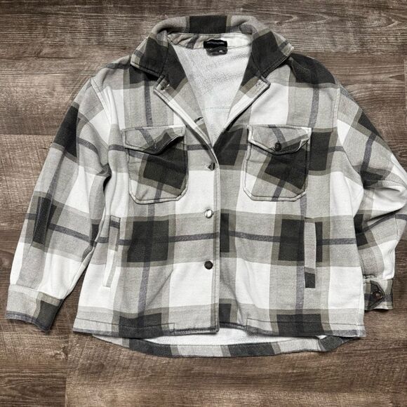 PrettyLittleThing Plaid Flannel Size Small - Picture 1 of 6